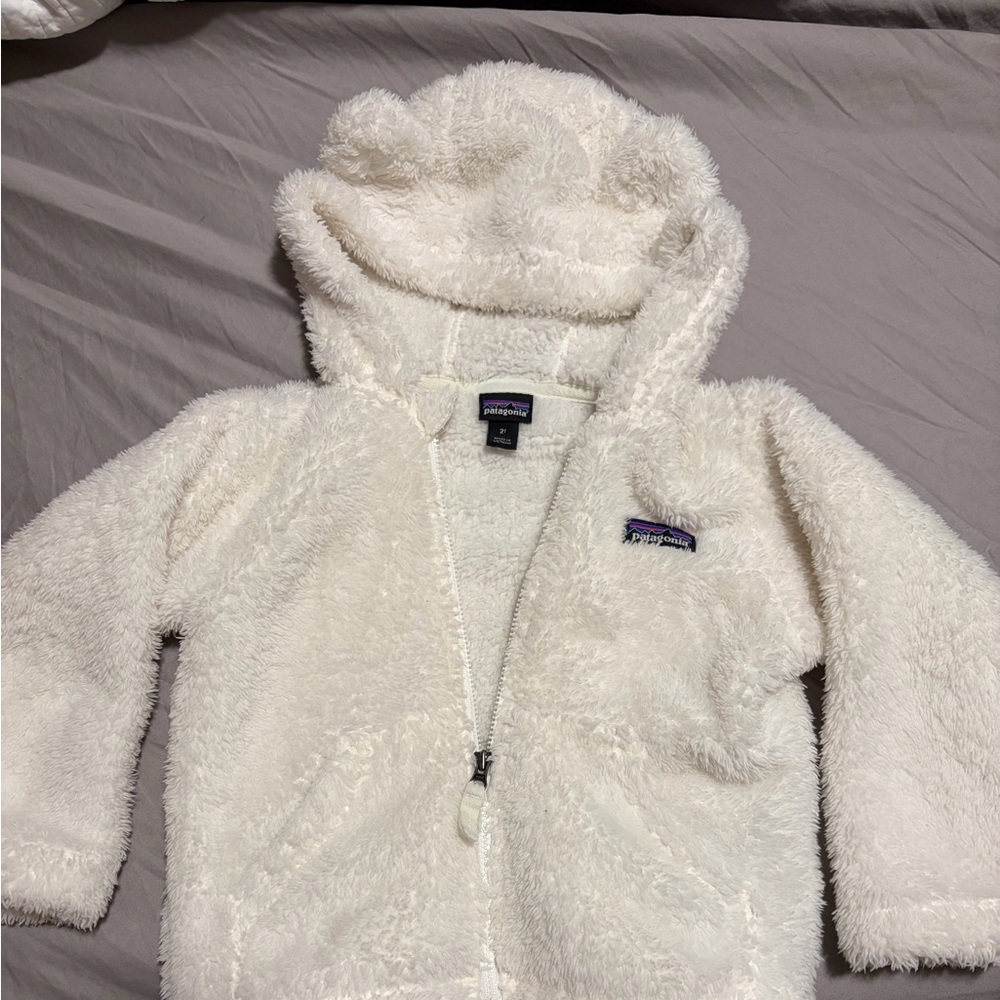 Patagonia White Plush Hooded Fleece Jacket